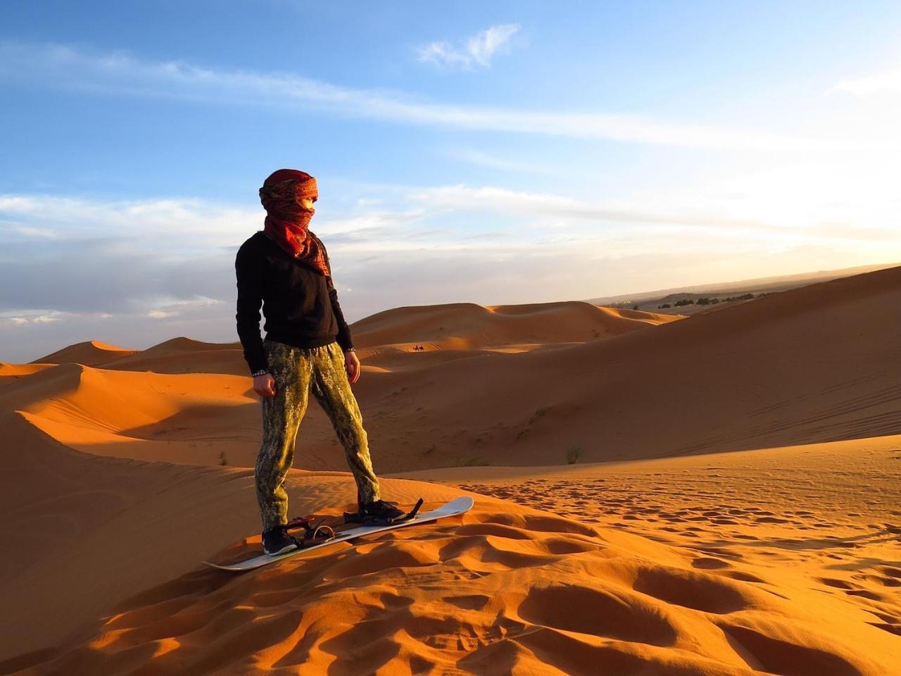 Erg Chebbi Romantic Desert Camp Мерцуга Екстериор снимка