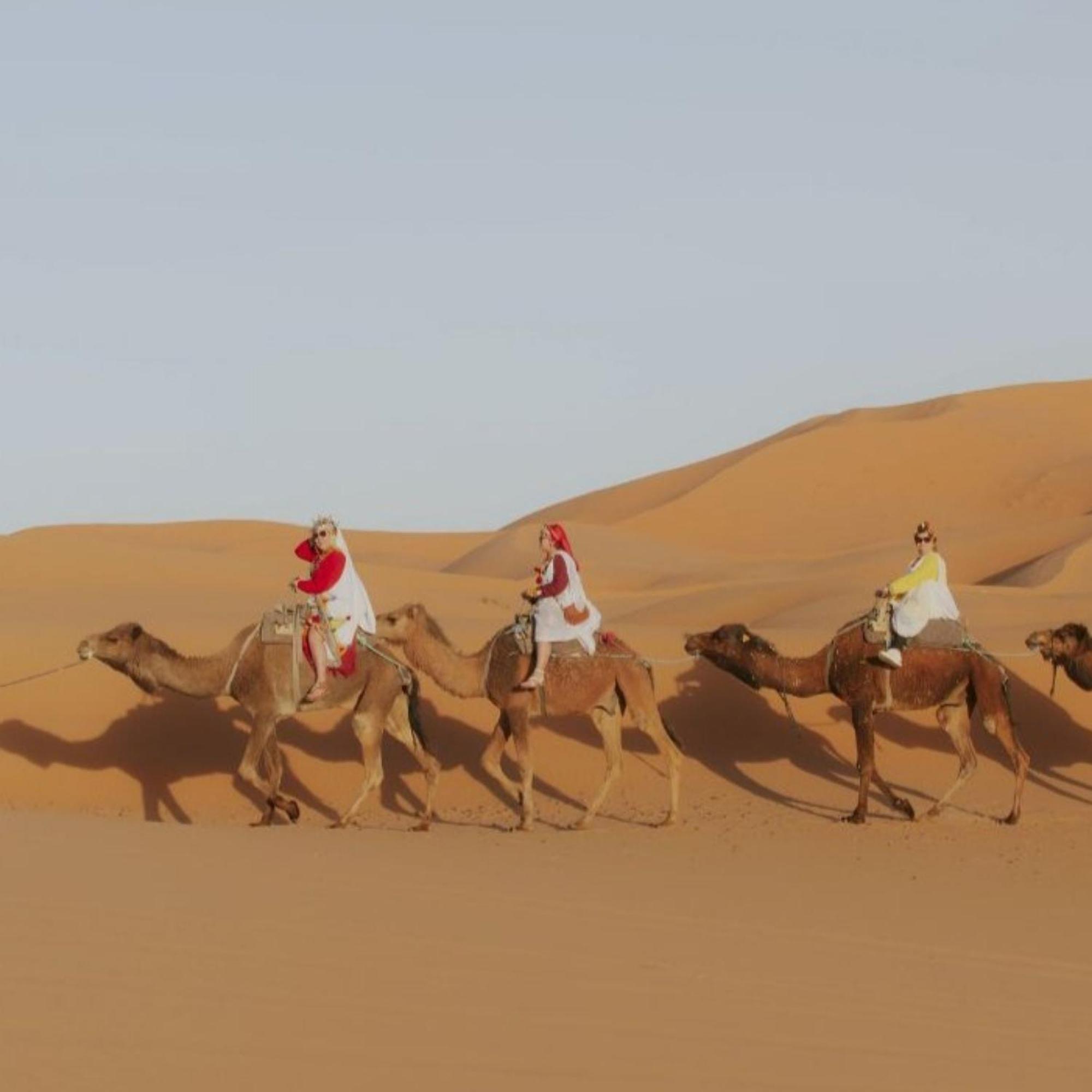 Erg Chebbi Romantic Desert Camp Мерцуга Екстериор снимка